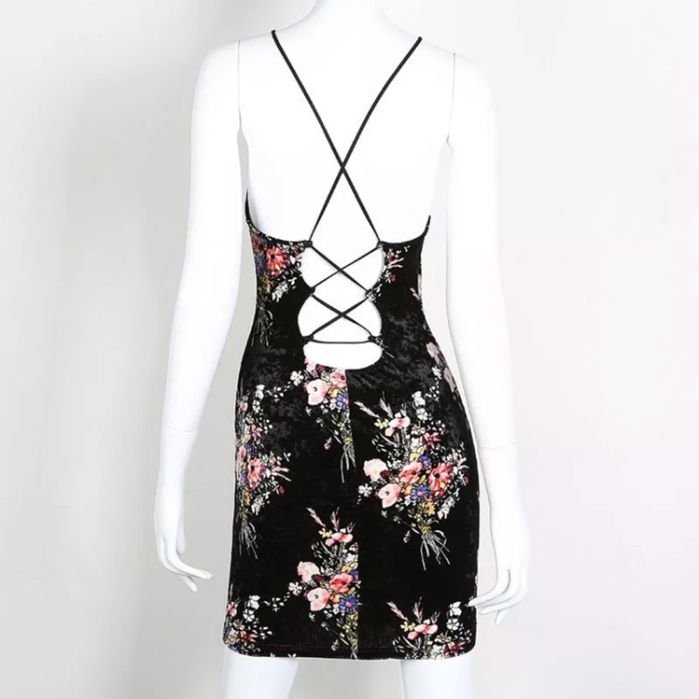 New Summer Night Out Dress - Picture 4 of 8